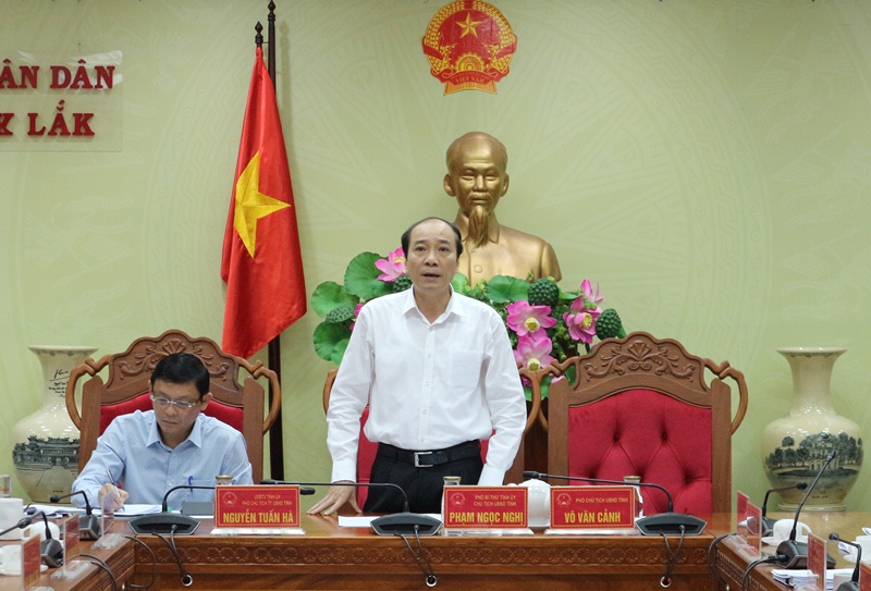 Họp thông qua các nội dung trình Kỳ họp thứ 9, HĐND tỉnh khoá IX